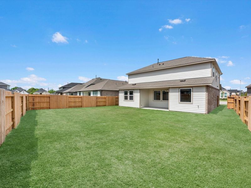 Exterior details and patio area of a home in Dellrose, Hockley (Image 4).