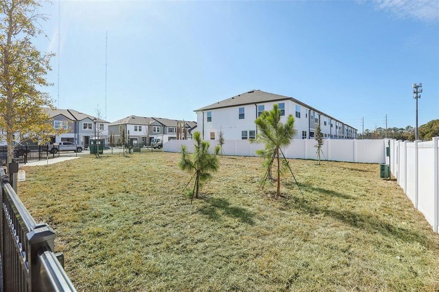 Exterior details and patio area of a home in , Tampa (Image 3).