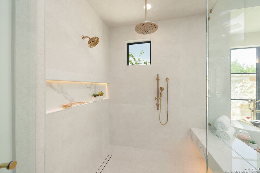 Image 41 of a home in .