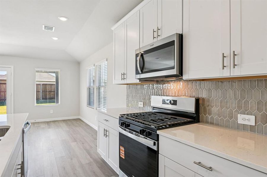 Photo is not of the actual home, but is an inspirational photo of builder’s model home and may depict options, furnishings, and/or decorator features that are not included.