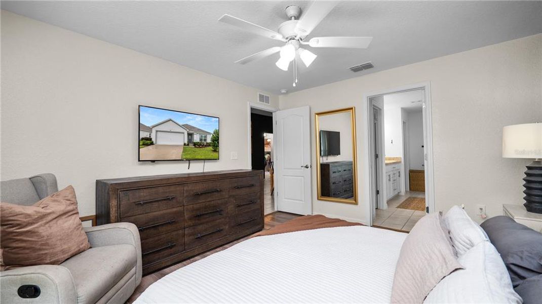 Furnished interior view inside a new home in Gresham Farms Village, Lakeland (Image 27). Furnished interior view inside a new home in Gresham Farms Village, Lakeland (Image 27).