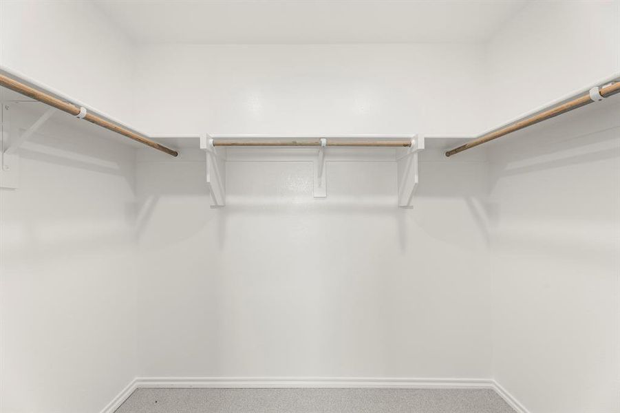 23. 3233 Timineri - Closet