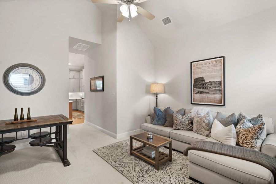 Can be used as a secondary family room or flex space Can be used as a secondary family room or flex space