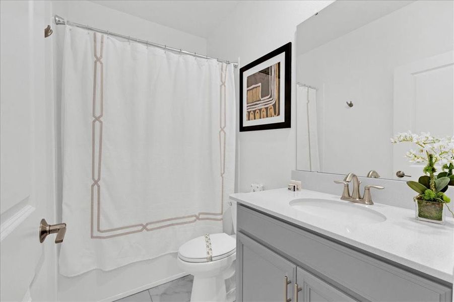 Furnished interior view inside a new home in , Davenport (Image 23).