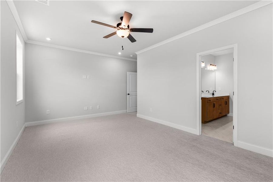 Spacious, unfurnished interior of a new home in Acacia, Cumming (Image 37).