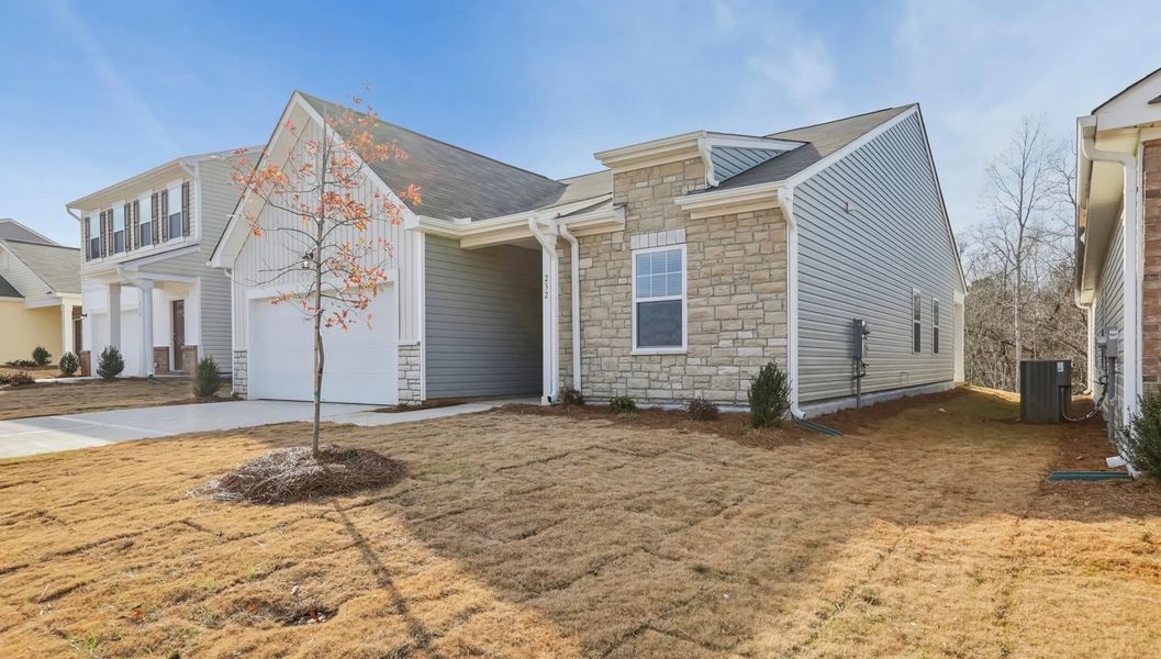 Representative exterior photo of a completed home built from the Luna by Starlight Homes in Crescent Mills, Wilson's Mills, NC (Image 20).