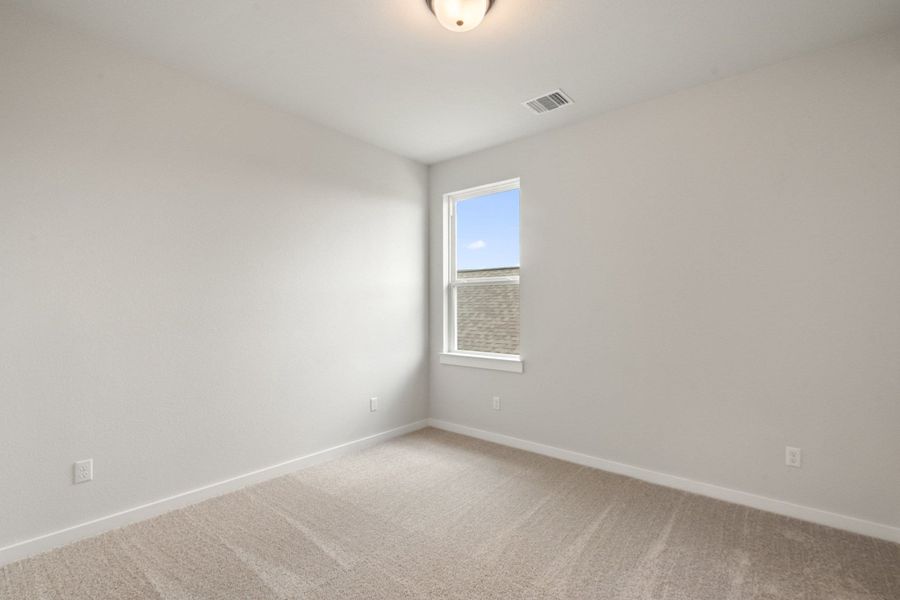 Spacious, unfurnished interior of a new home in Flora, Hutto (Image 41).