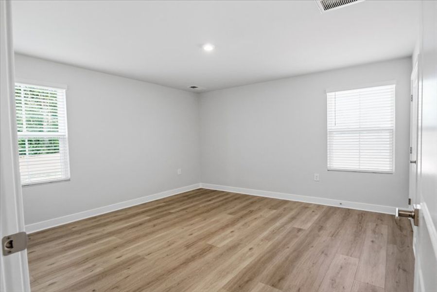 Spacious, unfurnished interior of a new home in Wren Woods Ranches, Gray Court (Image 17). Spacious, unfurnished interior of a new home in Wren Woods Ranches, Gray Court (Image 17).