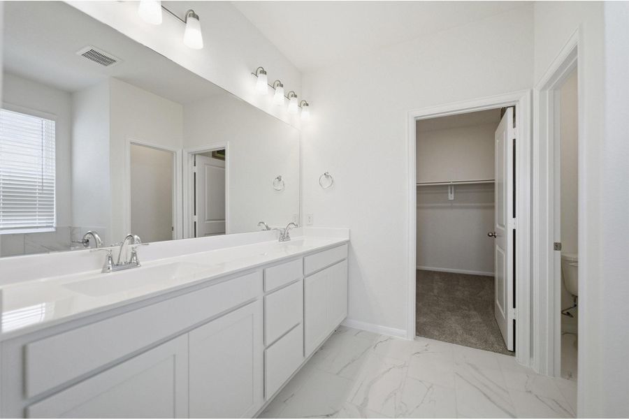 Furnished interior view inside a new home in Canterra Creek, Rosharon (Image 7).