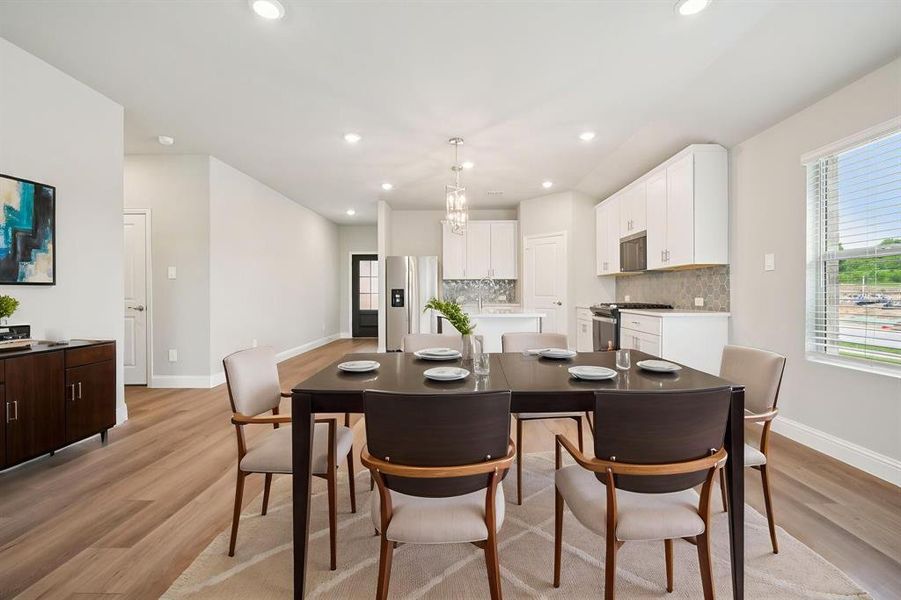 Furnished interior view inside a new home in Westmoor, Sherman (Image 7).