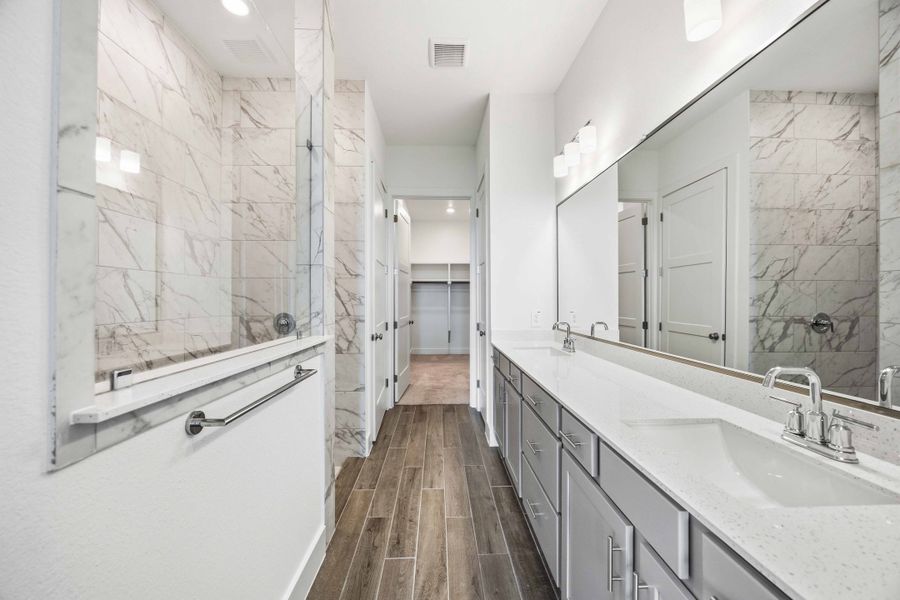 Furnished interior view inside a new home in Elyson, Katy (Image 5).