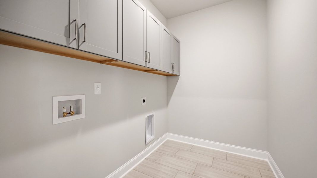 Spacious, unfurnished interior of a new home in Heritage Pointe, Senoia (Image 17).