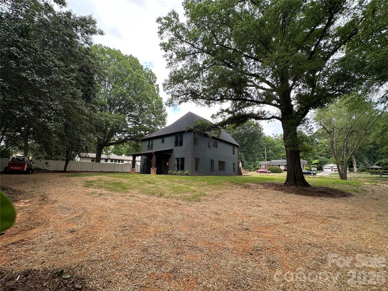 Exterior details and patio area of a home in , Matthews (Image 4).