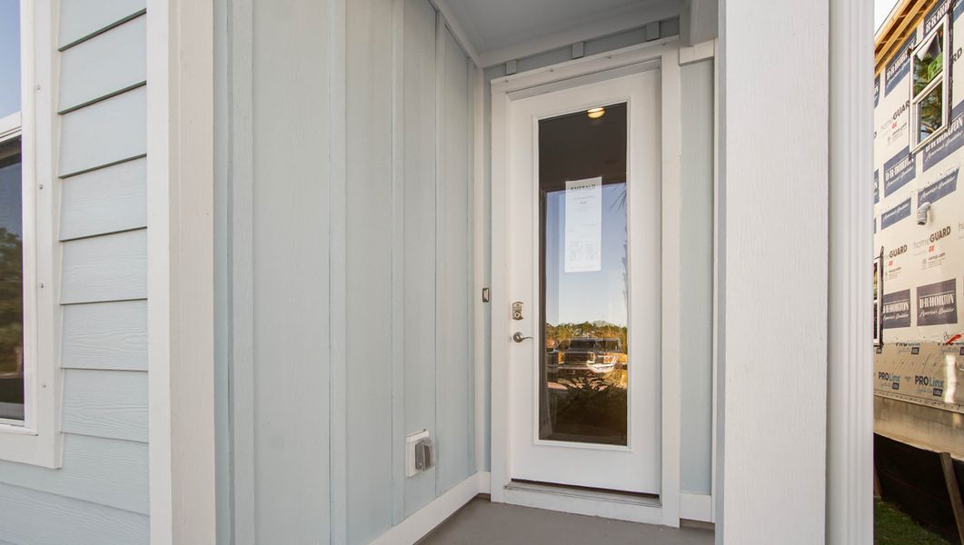 Exterior details and patio area of a home in Parkside, Santa Rosa Beach (Image 3).