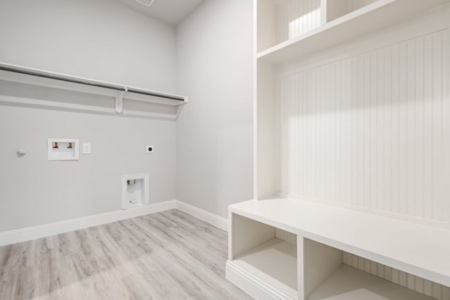 Representative unfurnished interior of a home built from the The Cedar by Sumeer Homes in Stone Henge II, Sanger (Image 16). Representative unfurnished interior of a home built from the The Cedar by Sumeer Homes in Stone Henge II, Sanger (Image 16).