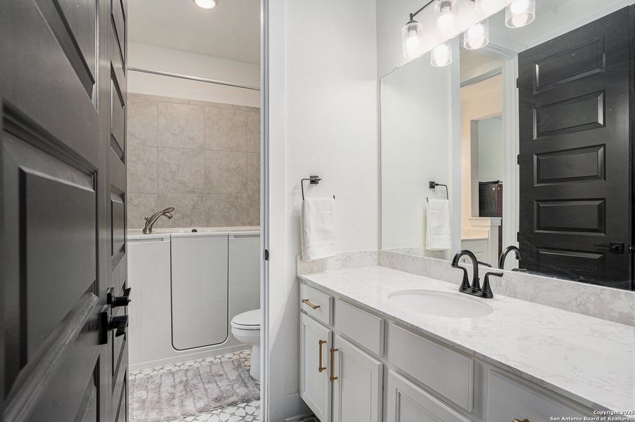 Furnished interior view inside a new home in Mesa Western, Cibolo (Image 30).