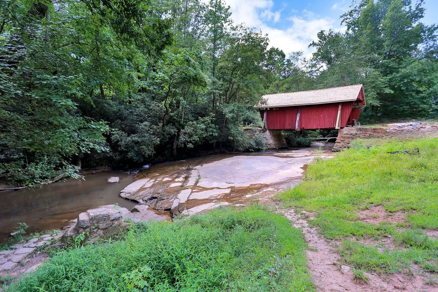 Image 26 representing the The Cade by Stanley Martin Homes in Persimmon Hill, Lyman, SC.