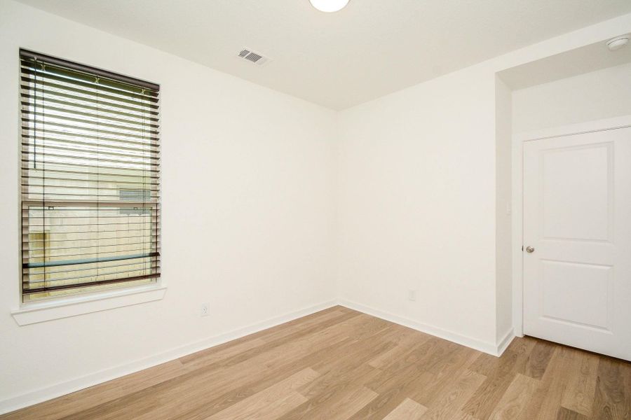 Well appointed secondary bathroom with ample counter space. Well appointed secondary bathroom with ample counter space.