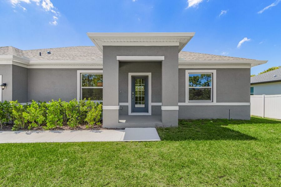 Exterior details and patio area of a home in Cape Coral, Cape Coral (Image 3). Exterior details and patio area of a home in Cape Coral, Cape Coral (Image 3).