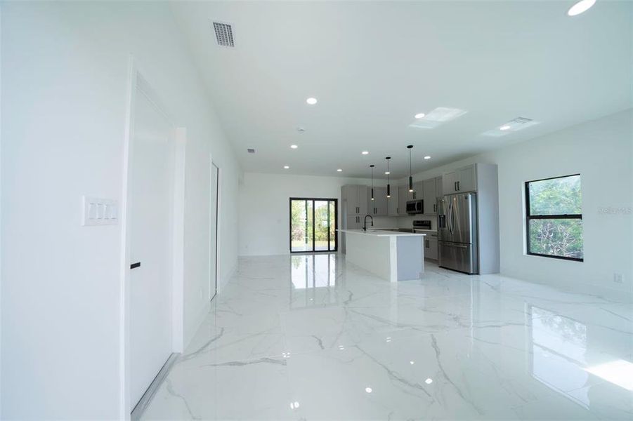 Spacious, unfurnished interior of a new home in , Punta Gorda (Image 31).