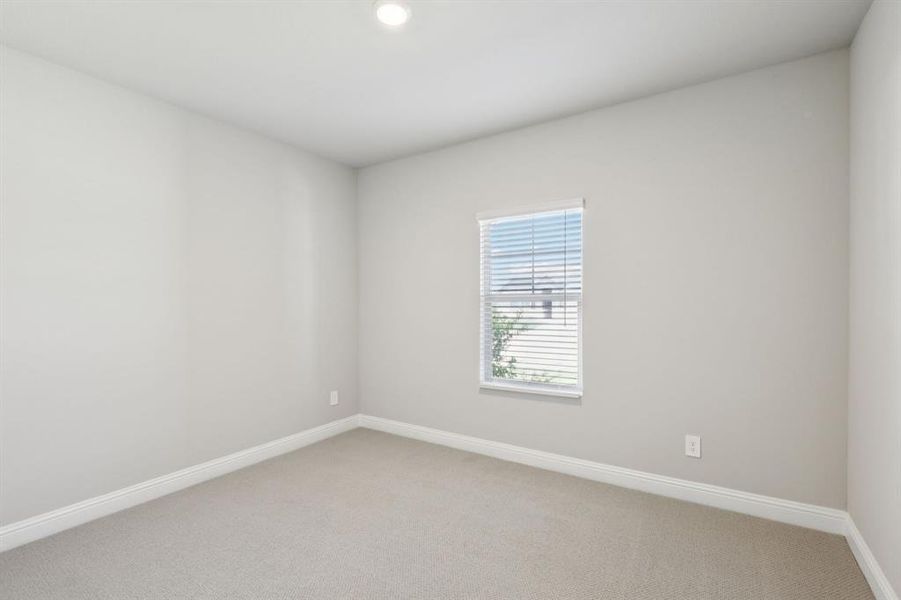 Photo is not of the actual home, but is an inspirational photo of builder’s model home and may depict options, furnishings, and/or decorator features that are not included. Photo is not of the actual home, but is an inspirational photo of builder’s model home and may depict options, furnishings, and/or decorator features that are not included.