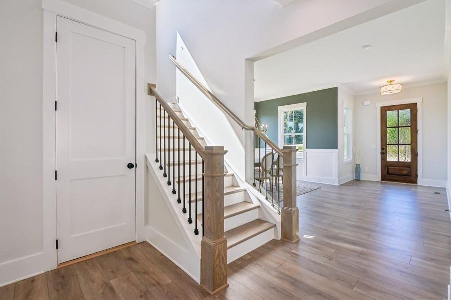 Spacious, unfurnished interior of a new home in Hillshire, Cumming (Image 31).