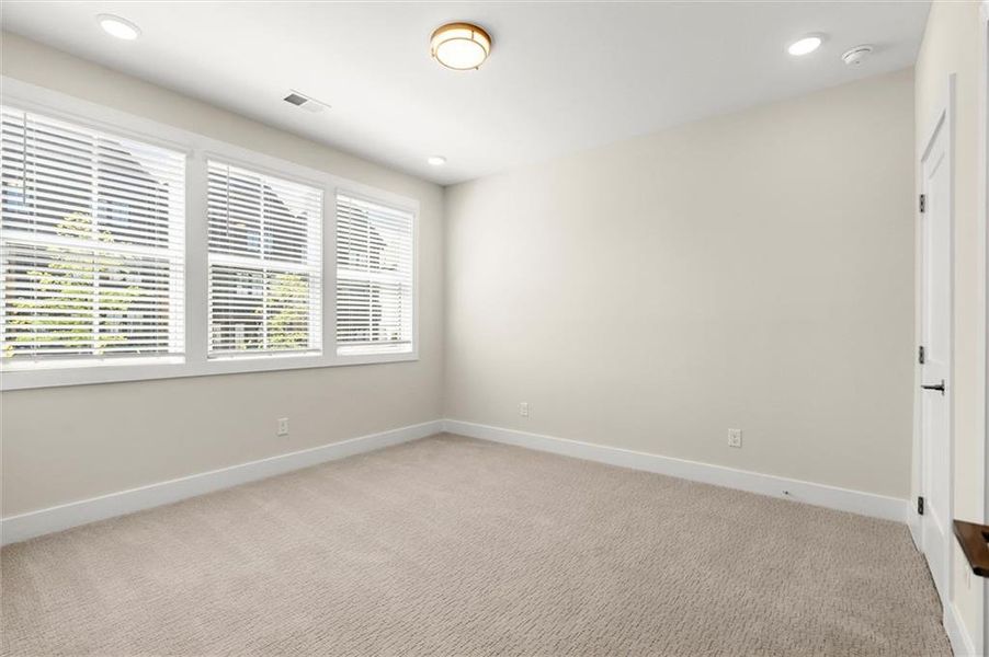 Spacious, unfurnished interior of a new home in The Gathering – Alpharetta, Alpharetta (Image 21).