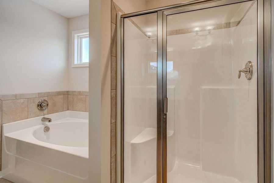 Representative furnished interior of a home built from the Drayton by Caviness & Cates Communities in Bartlett Manor, Youngsville (Image 219).
