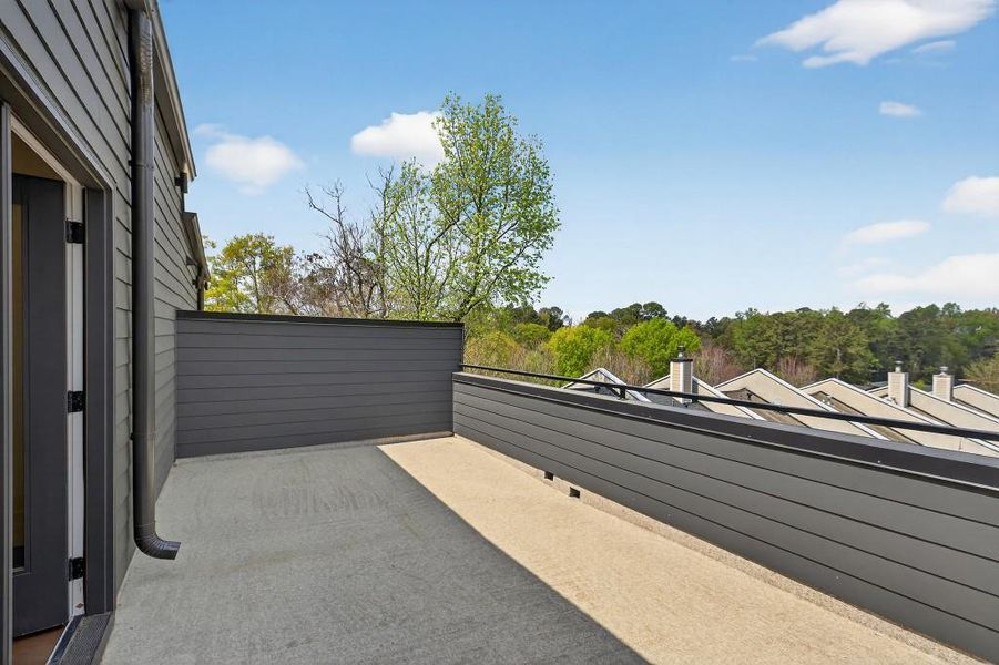 Exterior details and patio area of a home in , Decatur (Image 26).
