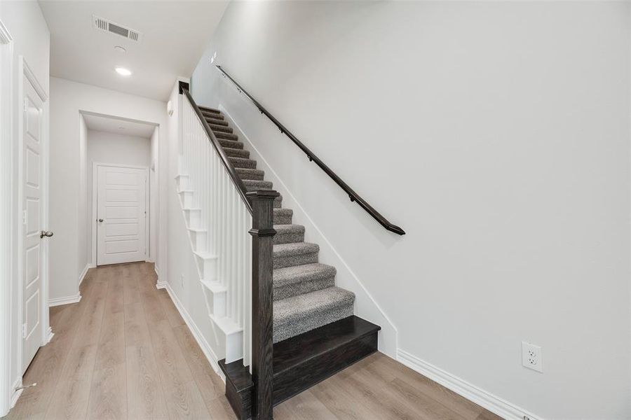 Spacious, unfurnished interior of a new home in Wade Settlement Townhomes, Frisco (Image 26).