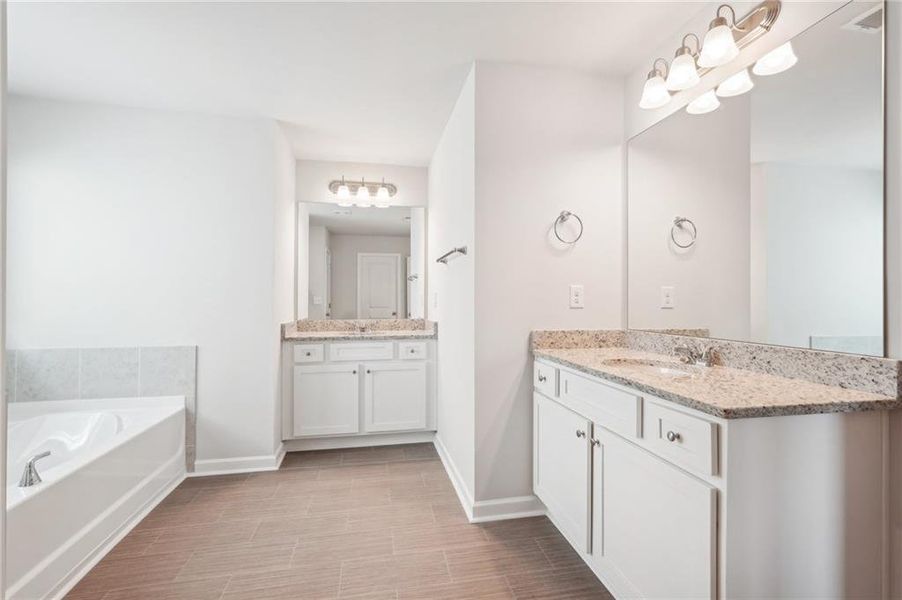 Furnished interior view inside a new home in Fairview Lake, Conyers (Image 13). Furnished interior view inside a new home in Fairview Lake, Conyers (Image 13).