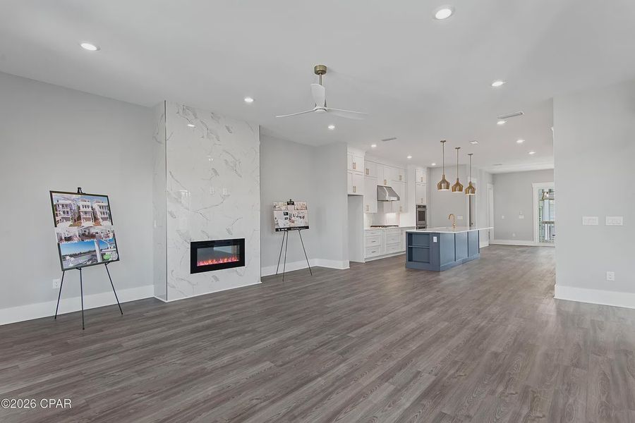 Spacious, unfurnished interior of a new home in Twin Palms, Inlet Beach (Image 10). Spacious, unfurnished interior of a new home in Twin Palms, Inlet Beach (Image 10).