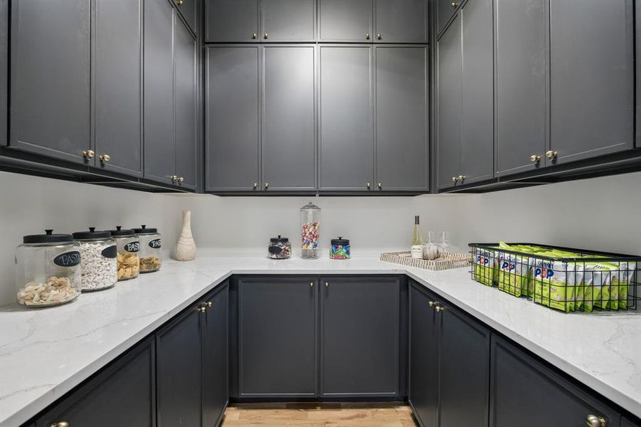 Furnished interior view inside a new home in , Dallas (Image 10).