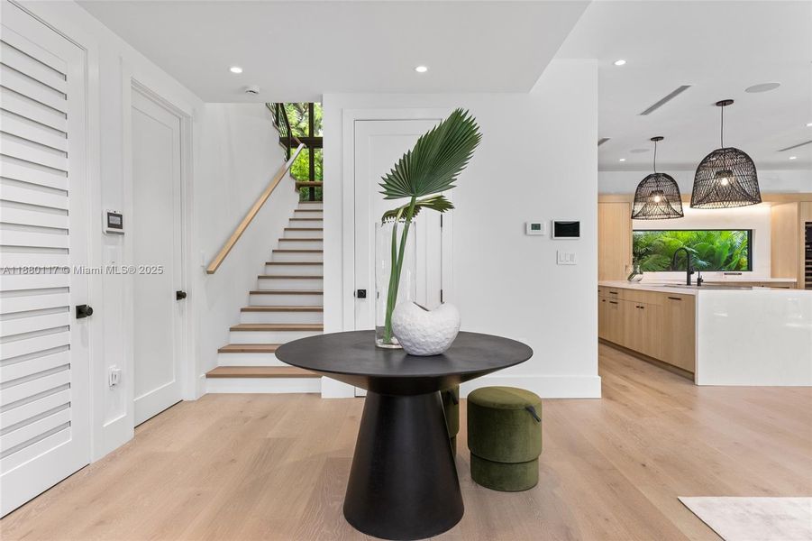 Image 89 of a home in .