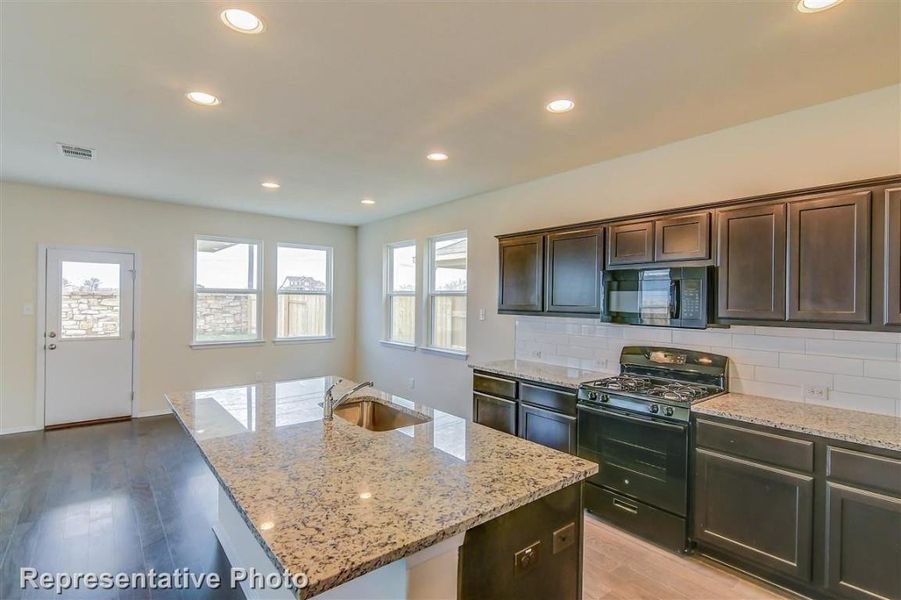 Furnished interior view inside a new home in Edgebrooke, Pflugerville (Image 6).