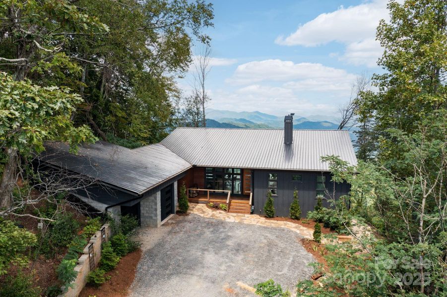 Image 35 of a home in .