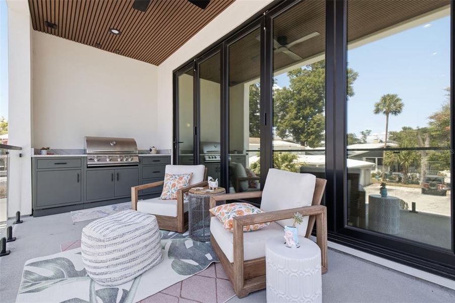 Exterior details and patio area of a home in , Tampa (Image 27).