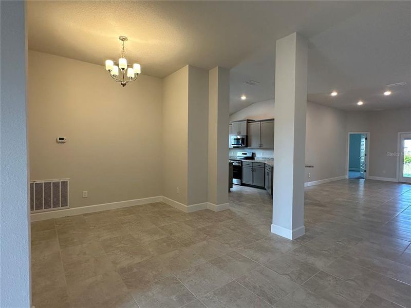 Spacious, unfurnished interior of a new home in Ocala Crossings South, Ocala (Image 20).