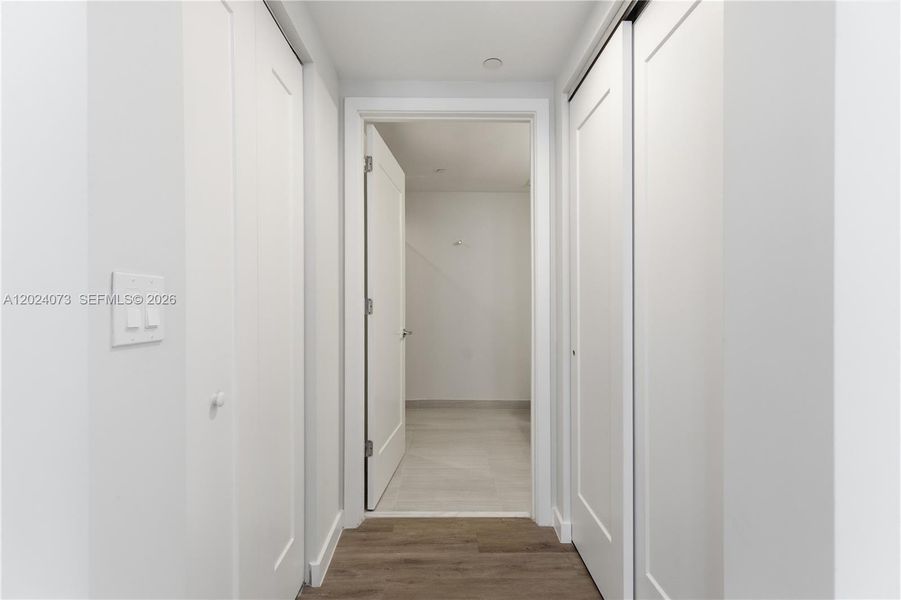 Spacious, unfurnished interior of a new home in , Miami (Image 34).
