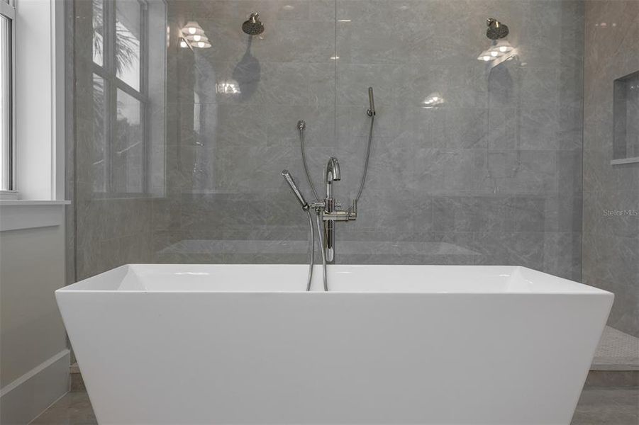 Close-up of interior finishes inside a home in , Tampa (Image 22).