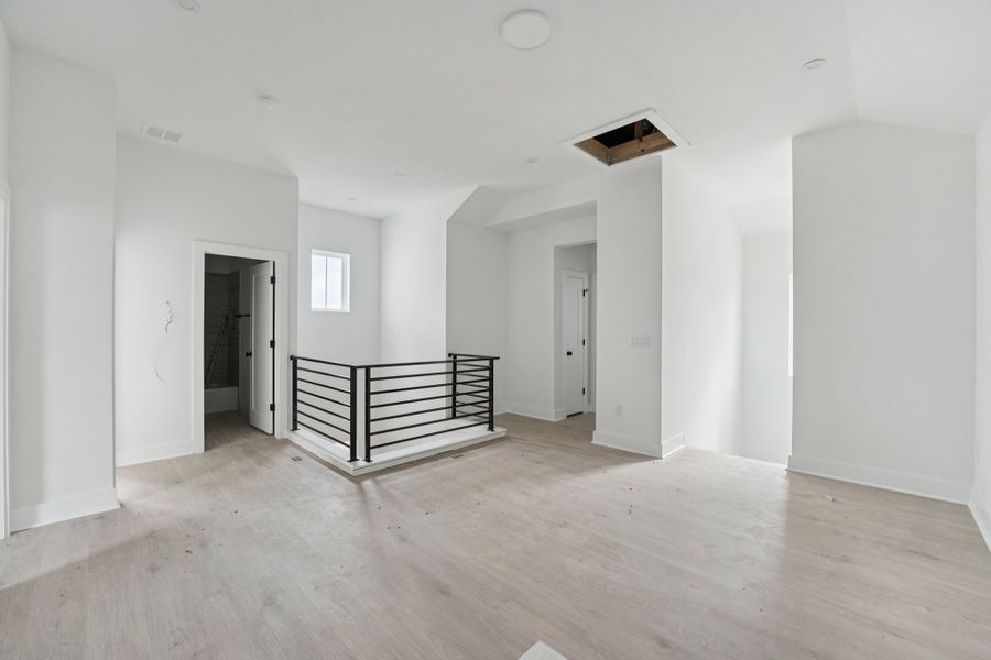 24 web or mls San Saba Dr S2412 024