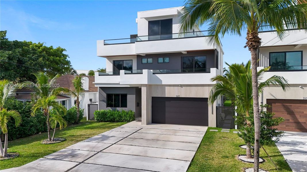 Front exterior of a new home in , Fort Lauderdale, FL, highlighting curb appeal (Image 8).
