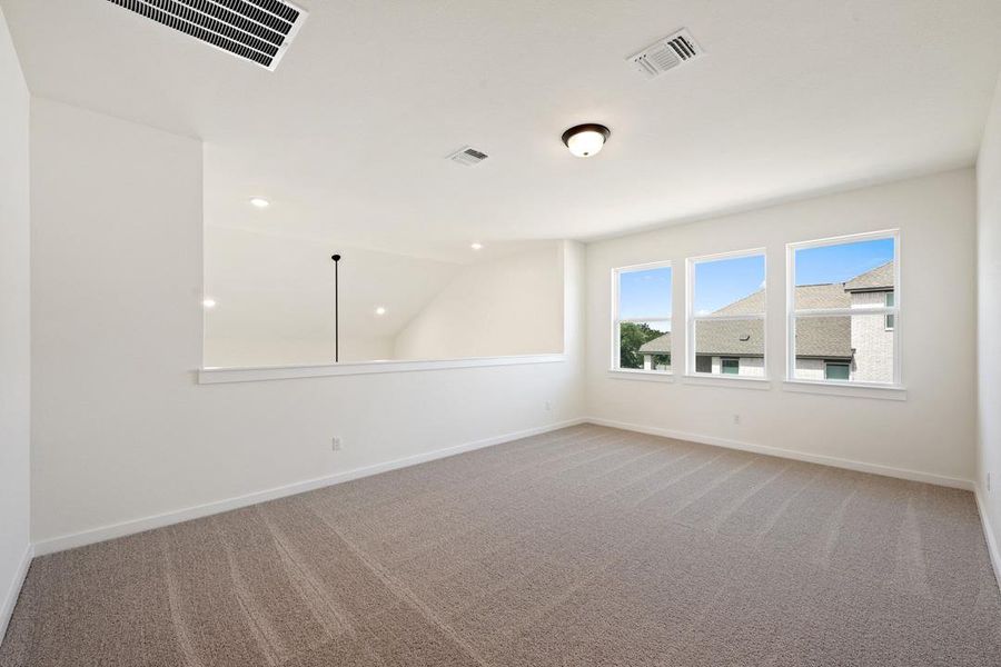 Spacious, unfurnished interior of a new home in Wolf Ranch, Georgetown (Image 23). Spacious, unfurnished interior of a new home in Wolf Ranch, Georgetown (Image 23).