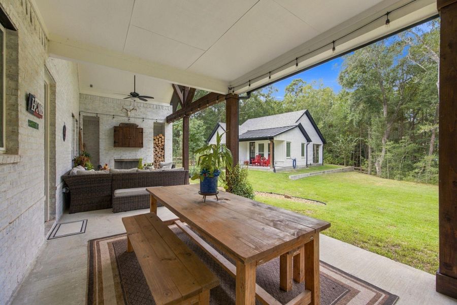 Exterior details and patio area of a home in , Tomball (Image 27).