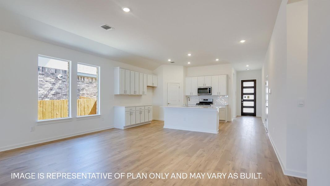 Spacious, unfurnished interior of a new home in Rosenbusch Ranch, Leander (Image 12). Spacious, unfurnished interior of a new home in Rosenbusch Ranch, Leander (Image 12).