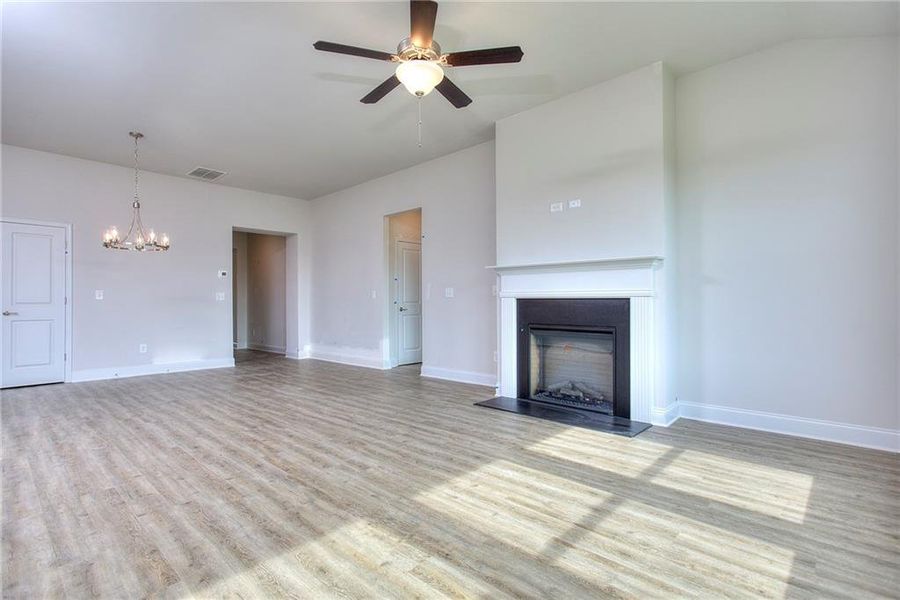 Spacious, unfurnished interior of a new home in , Homer (Image 30).