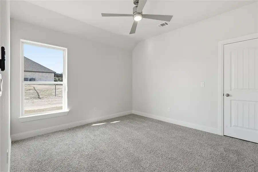 Spacious, unfurnished interior of a new home in , Weatherford (Image 33). Spacious, unfurnished interior of a new home in , Weatherford (Image 33).