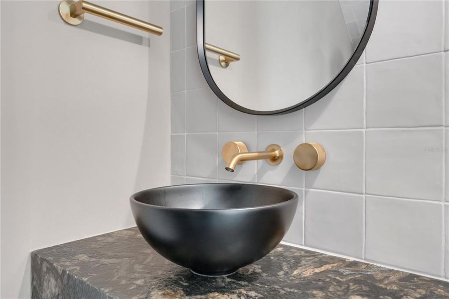 Close-up of interior finishes inside a home in , Tampa (Image 21). Close-up of interior finishes inside a home in , Tampa (Image 21).