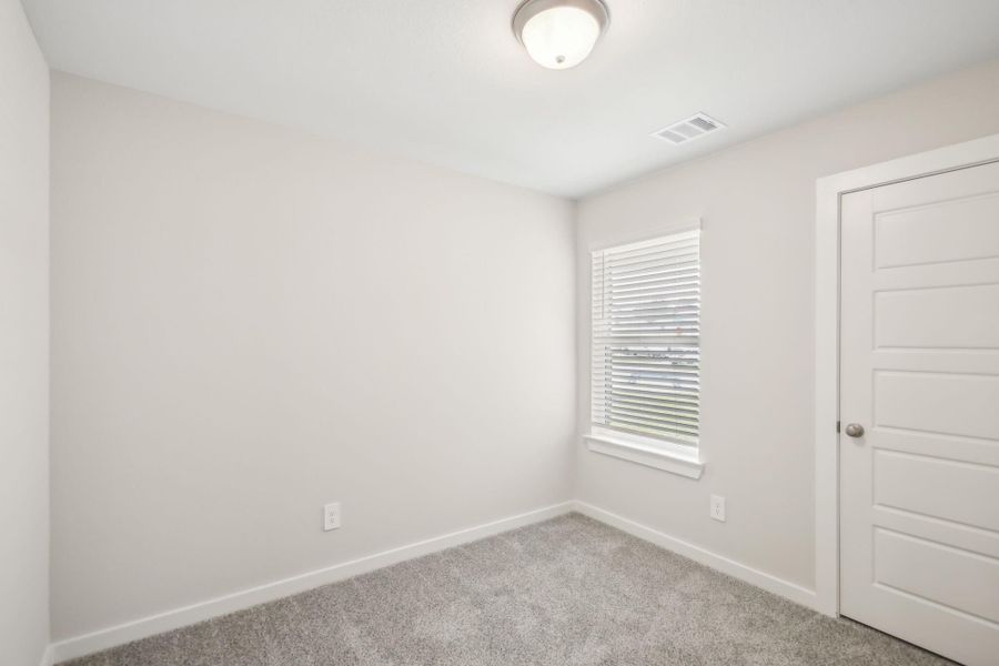 Photo is not of the actual home but is an inspirational photo of builder’s model home and may depict options, furnishings, and/or decorator features that are not included.