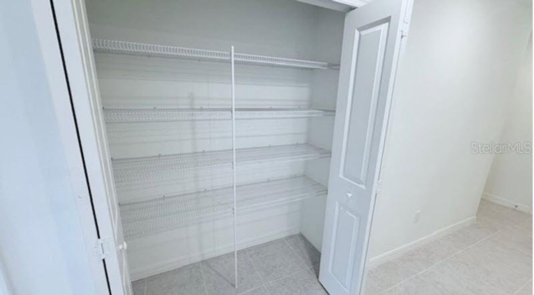 Spacious, unfurnished interior of a new home in , Palm Coast (Image 6).